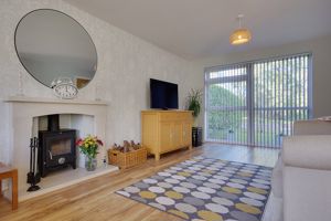 OP Lounge/Diner- click for photo gallery